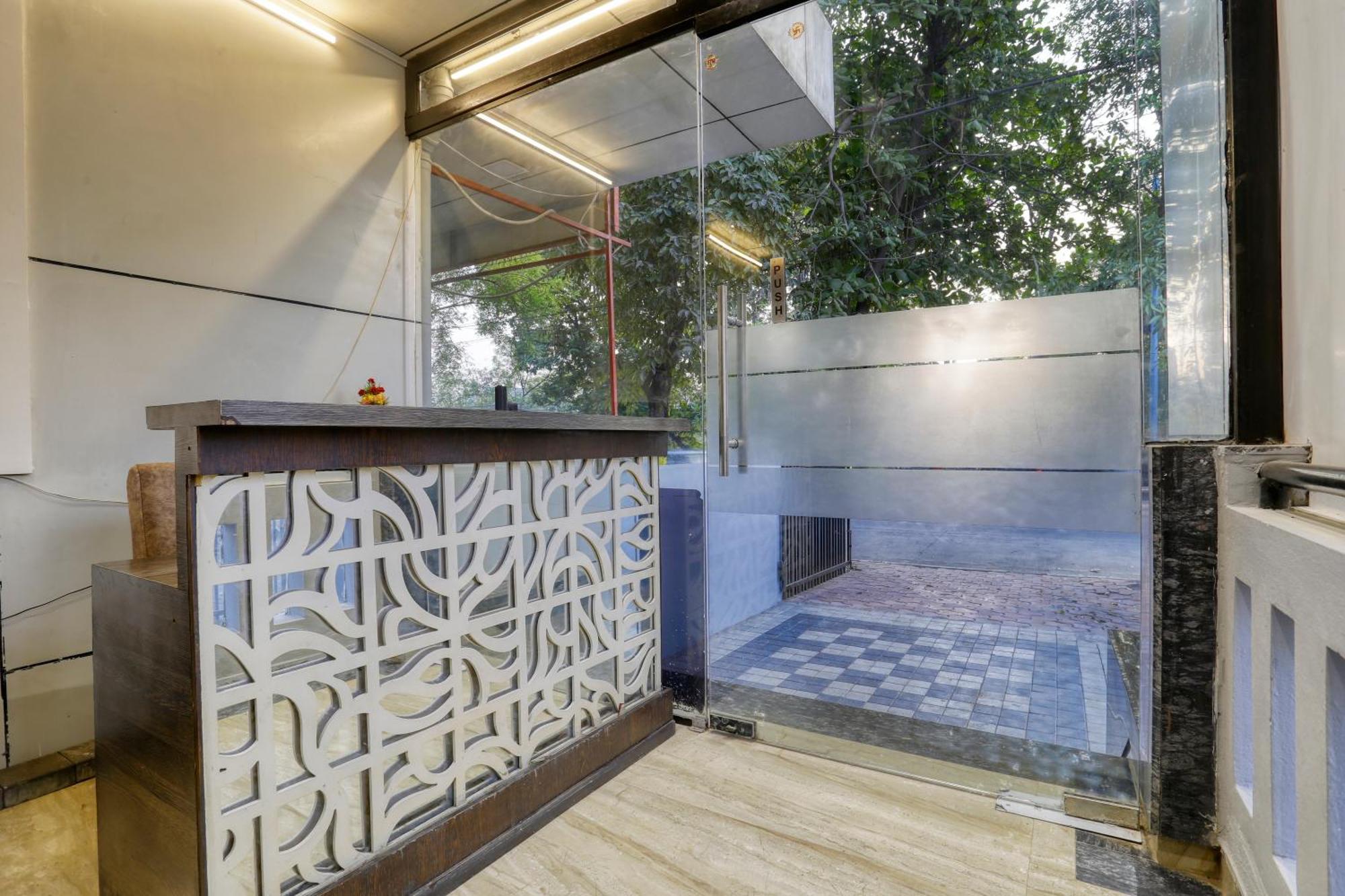 אינדורה Soonstay Hotel Konark מראה חיצוני תמונה