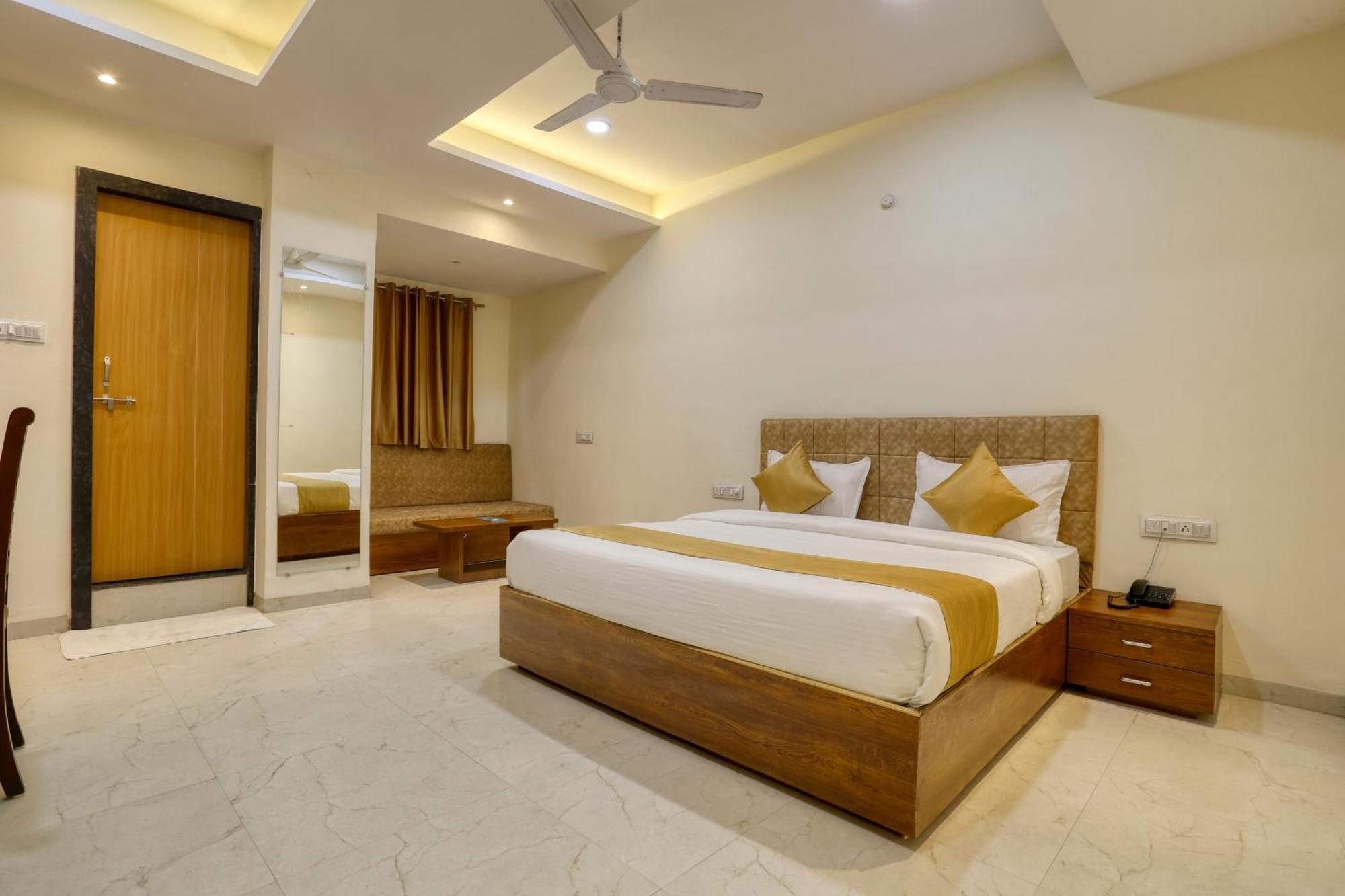אינדורה Soonstay Hotel Konark מראה חיצוני תמונה