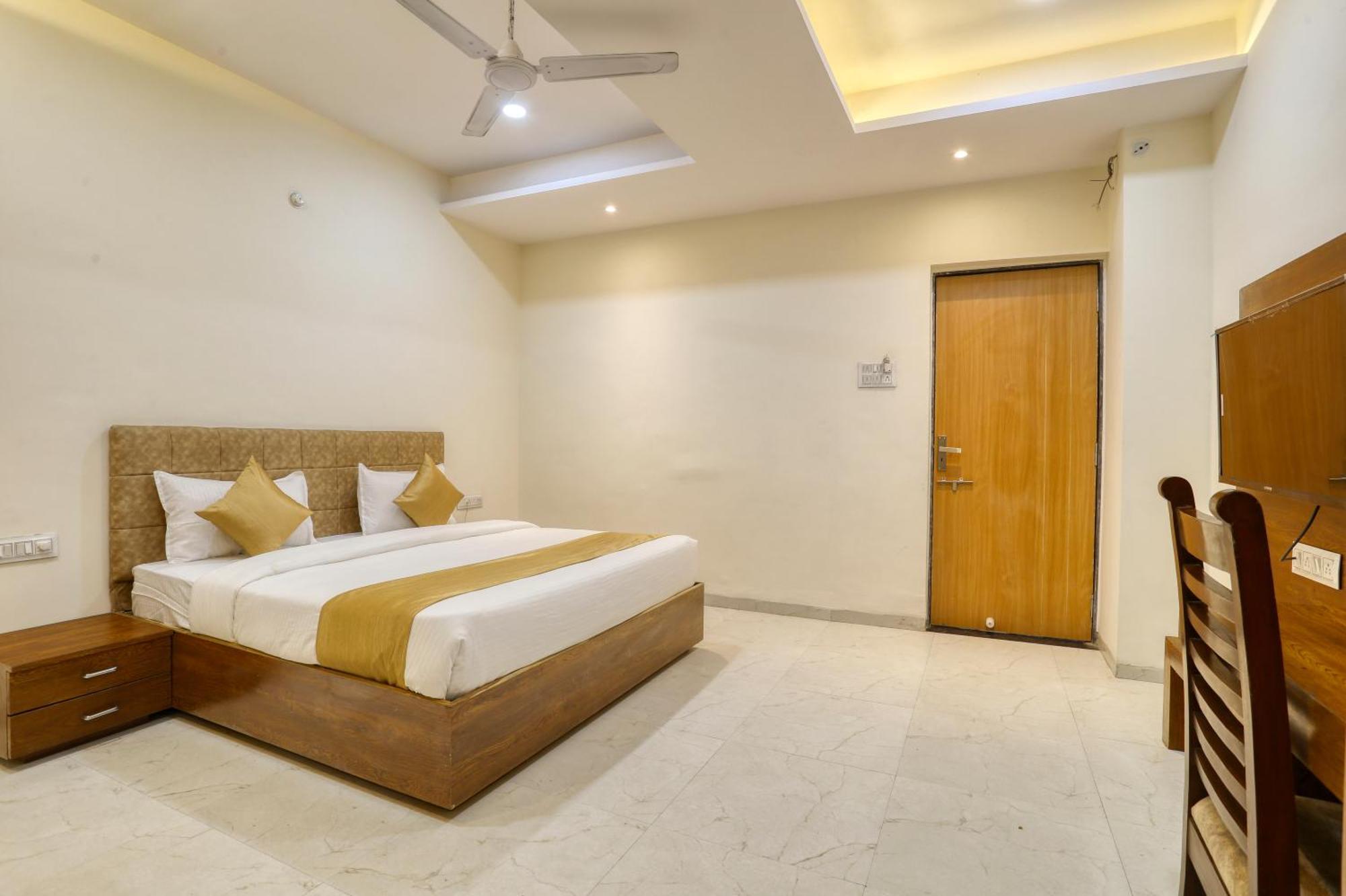 אינדורה Soonstay Hotel Konark מראה חיצוני תמונה